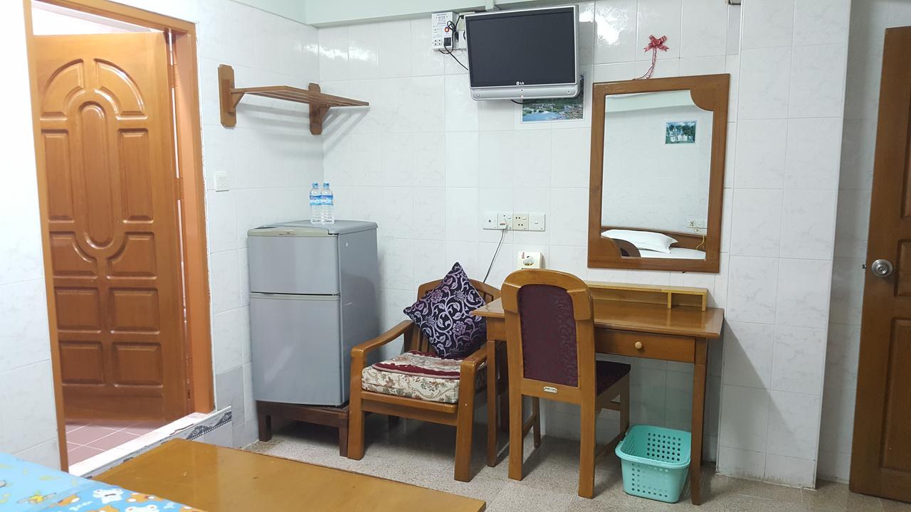 찬 미얘 게스트하우스 양곤 외부 사진